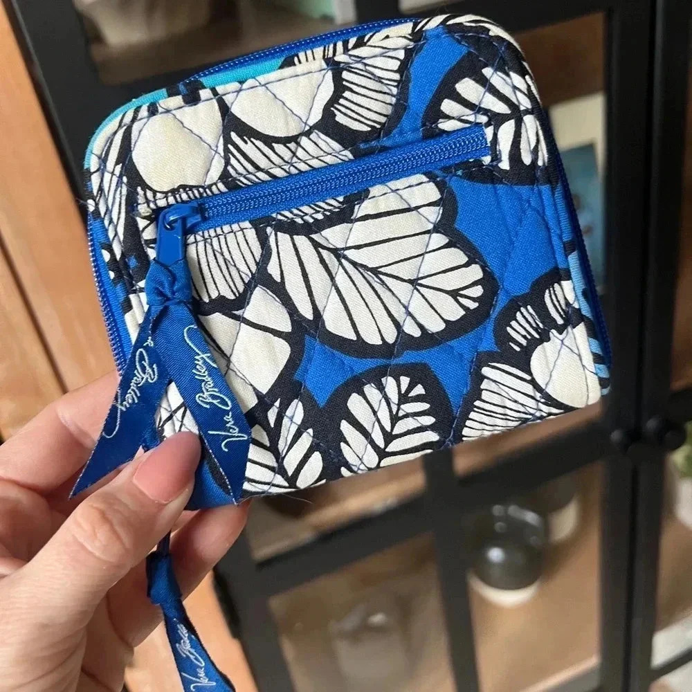 NWOT VERA BRADLEY mini wallet BLACK BLUE & WHITE BLUE BAYOU 4.5"X5” y2k